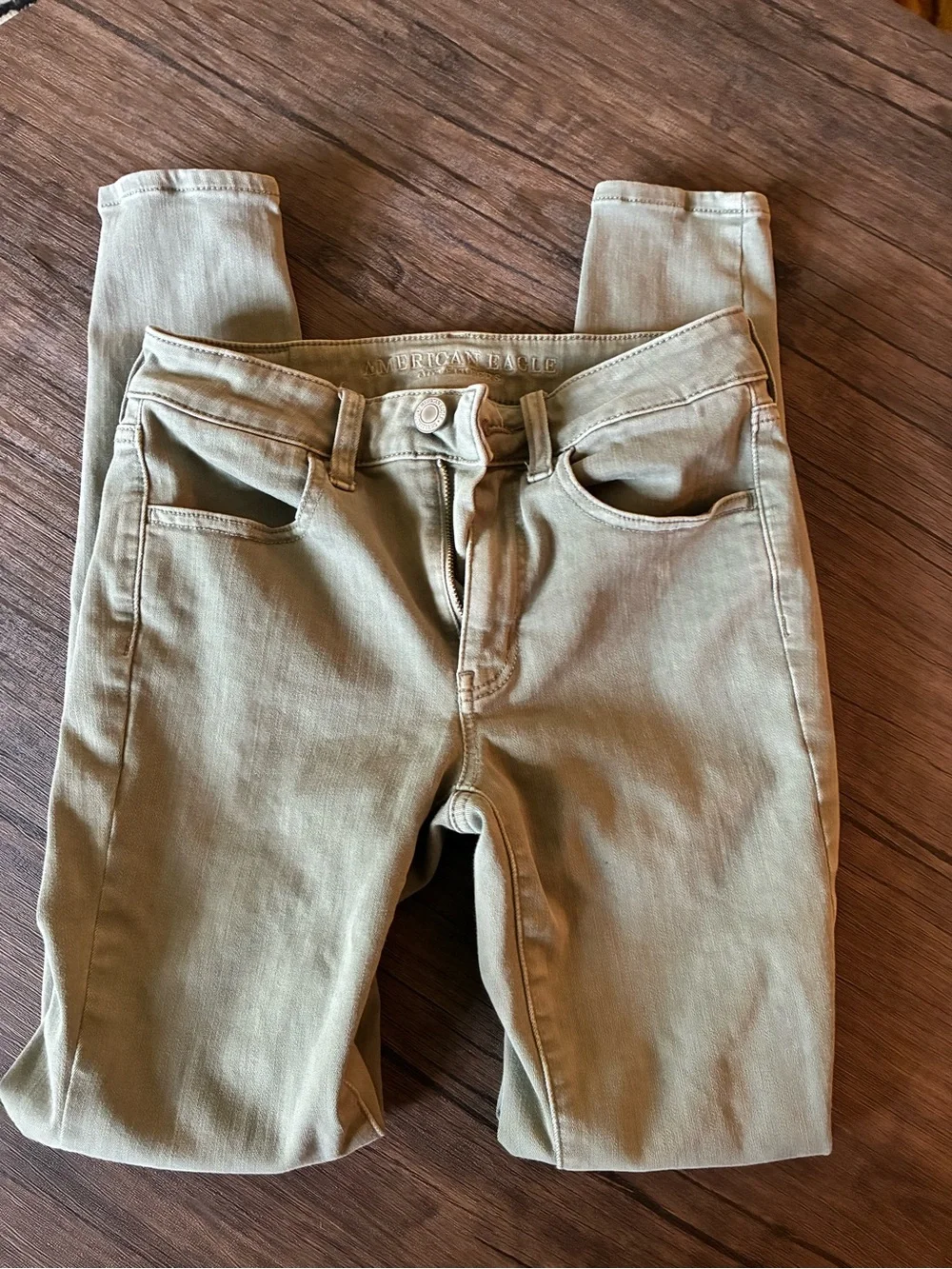 American Eagle Outfitters Women's Bundle of Jeans - Picture 10 of 13